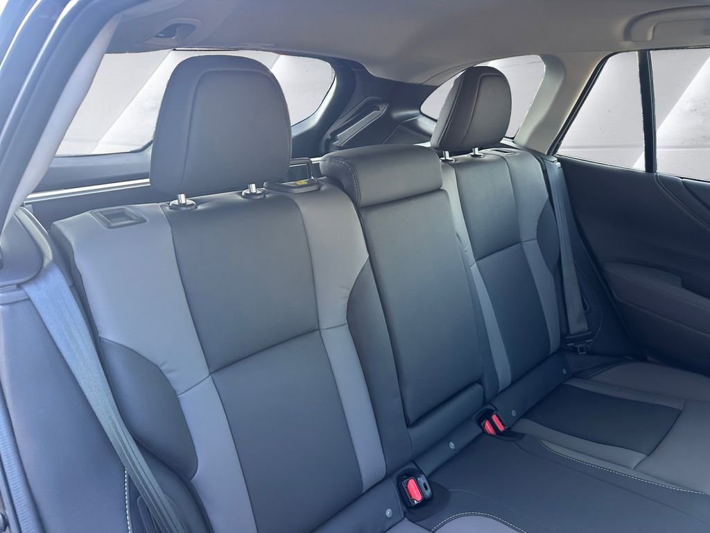 Used 2025 Subaru Outback Onyx Edition image 16