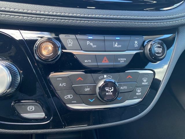 New 2026 Chrysler Pacifica Select w/ S Appearance Package FWD image 26