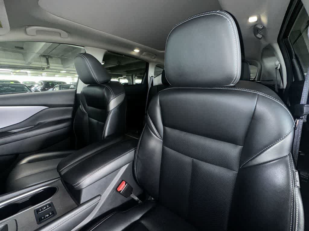 Used 2023 Nissan Murano SL w/ SL Moonroof Package FWD image 14