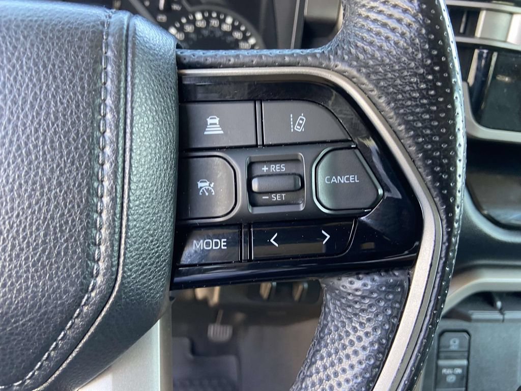 Used 2024 Toyota Tundra SR5 w/ SR5 Premium Package AWD/4WD image 32