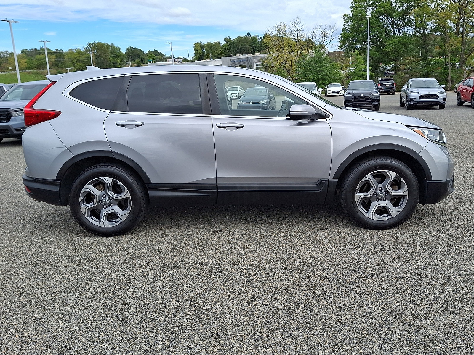 Used 2019 Honda CR-V EX image 8