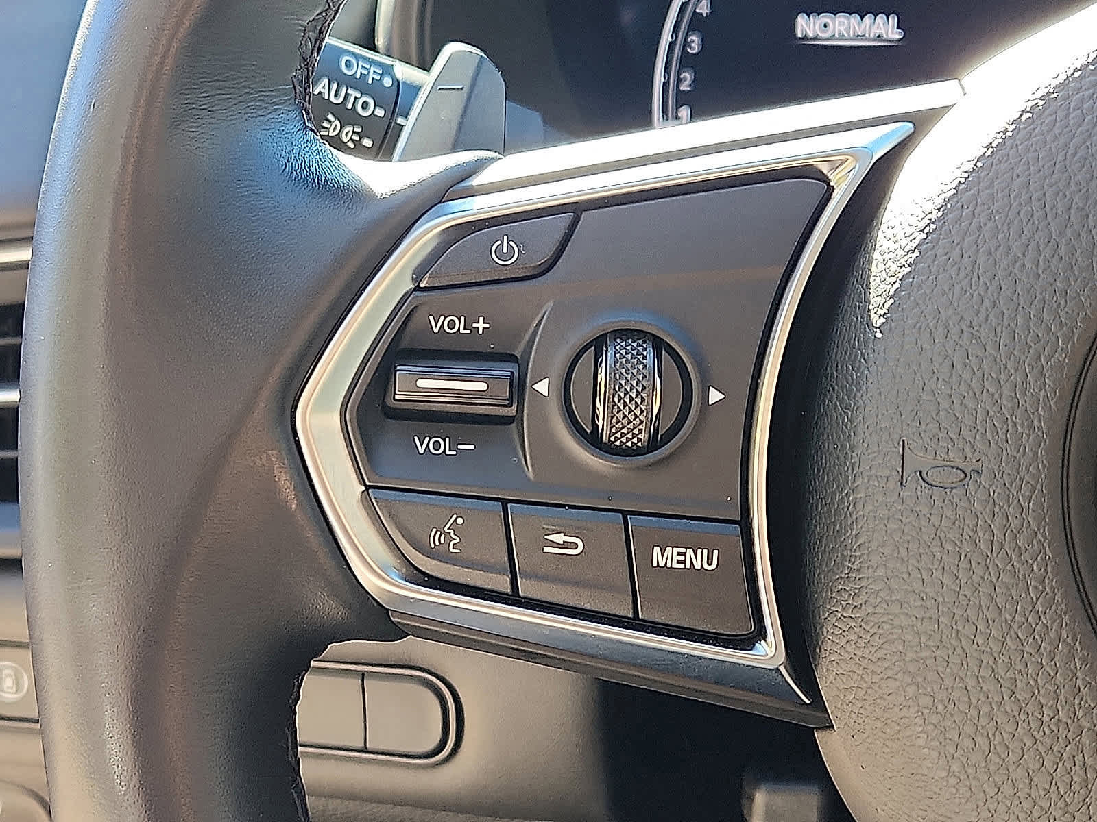 Certified 2025 Acura TLX w/ Technology Package FWD image 22