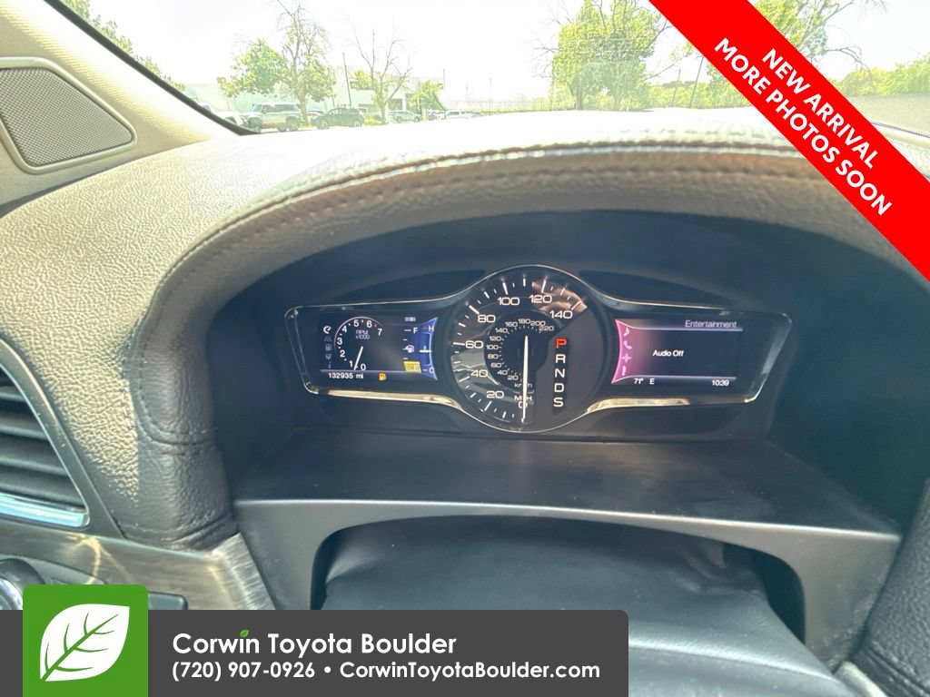Used 2013 Lincoln MKX AWD image 12