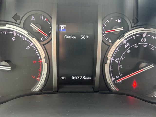 Used 2022 Toyota 4Runner TRD Off-Road Premium w/ TRD Black Wheel Package (TMS) image 9