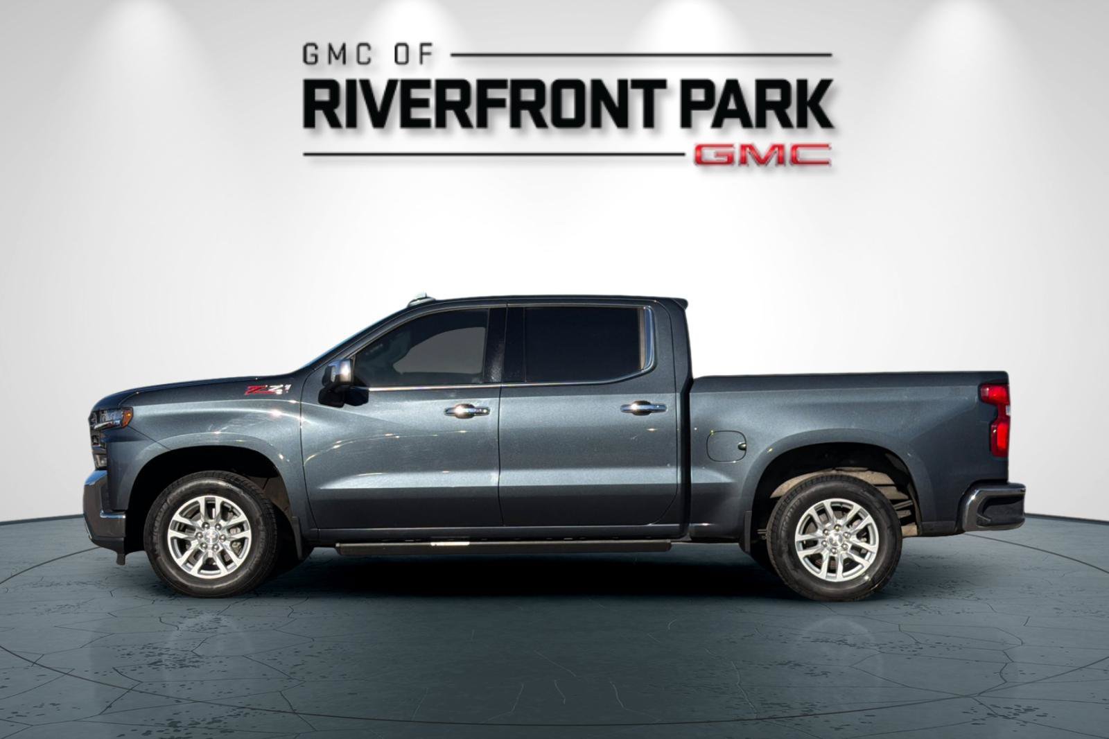 Used 2020 Chevrolet Silverado 1500 LTZ w/ LTZ Plus Package AWD/4WD image 6