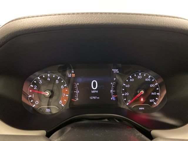 Used 2023 Jeep Compass Limited w/ Sun and Sound Group AWD/4WD image 10