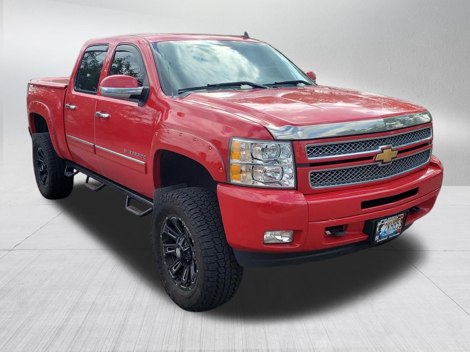Used 2013 Chevrolet Silverado 1500 LT w/ All-Star Edition AWD/4WD image 3