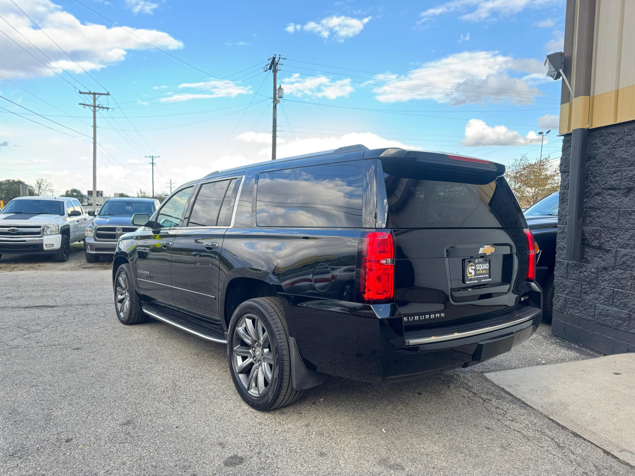 Used 2017 Chevrolet Suburban Premier image 8