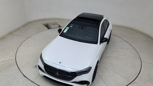 Used 2024 Mercedes-Benz E 450 4MATIC Sedan w/ Airmatic Package image 83