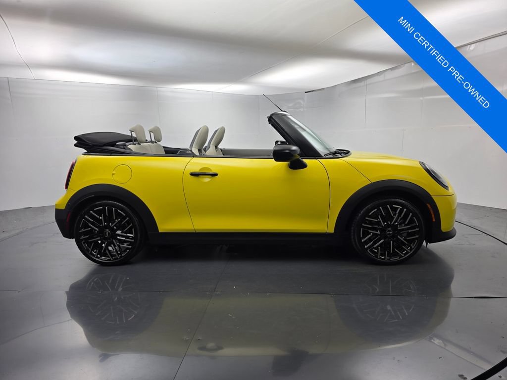 Used 2025 MINI Cooper S FWD image 3