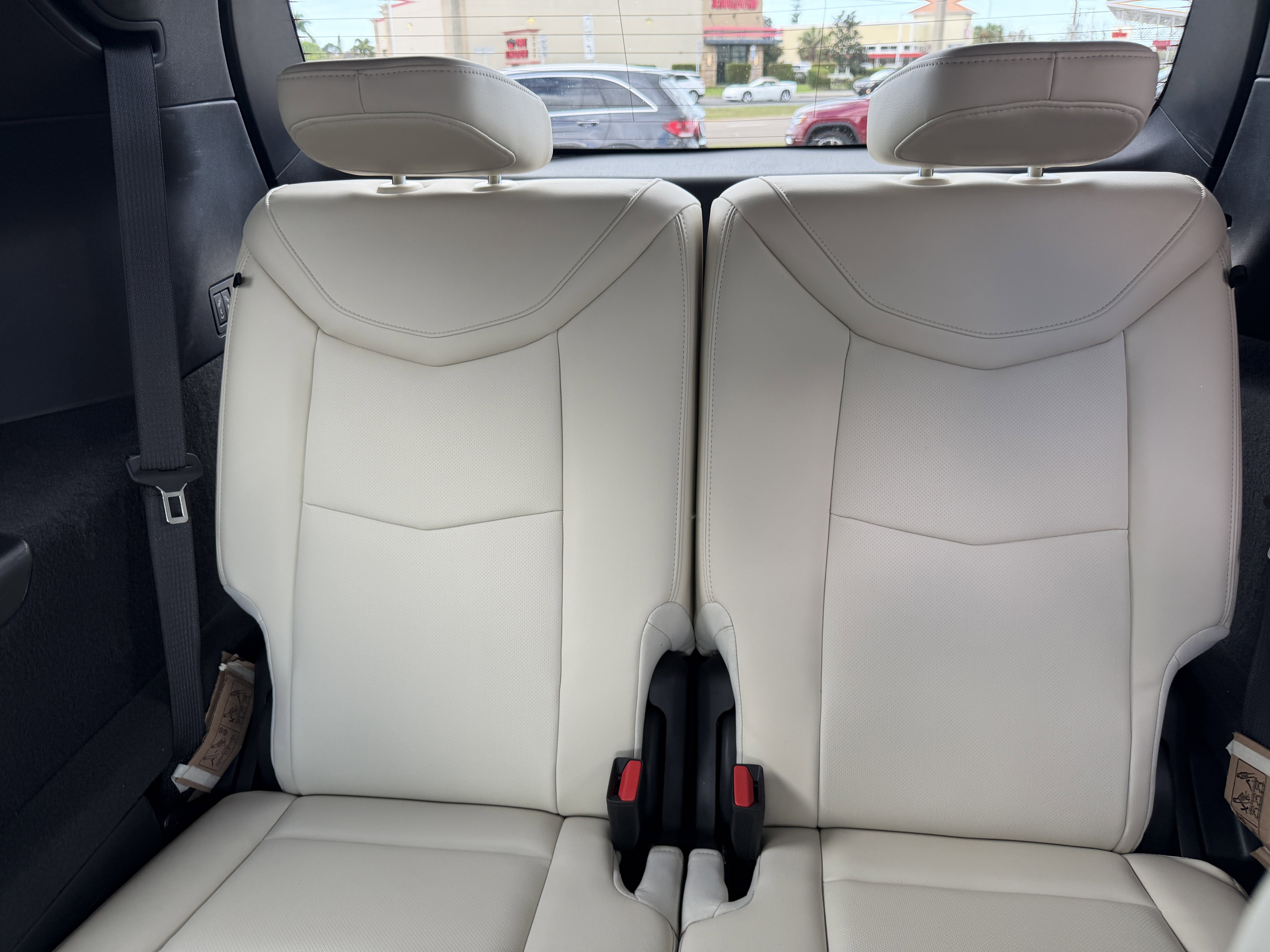 Certified 2025 Cadillac XT6 Sport w/ Technology Package image 17