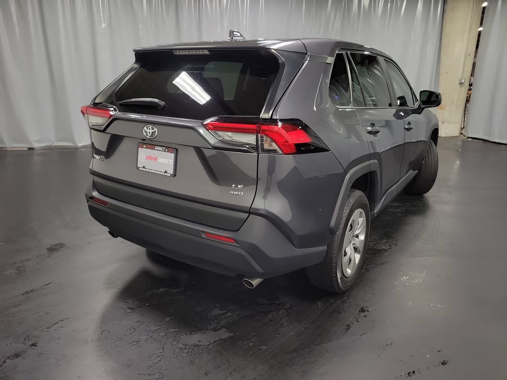 Used 2023 Toyota RAV4 LE AWD/4WD image 8