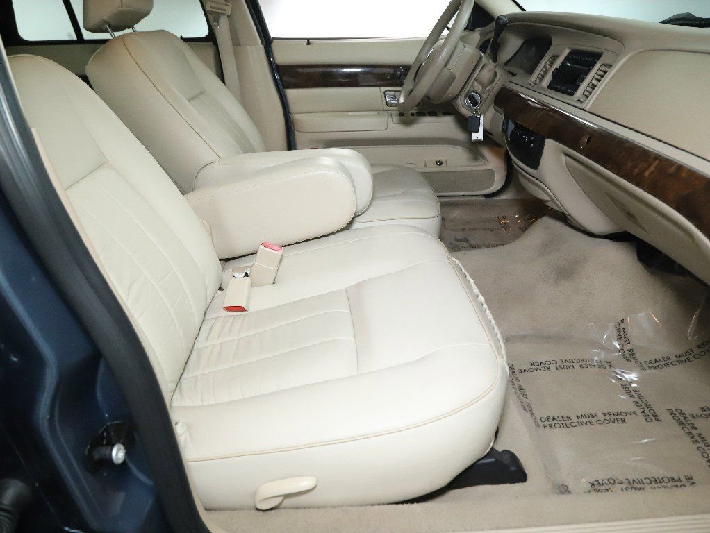 Used 2008 Mercury Grand Marquis GS image 30