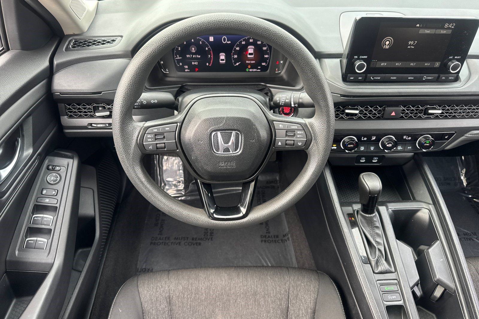 Used 2025 Honda Accord SE image 30