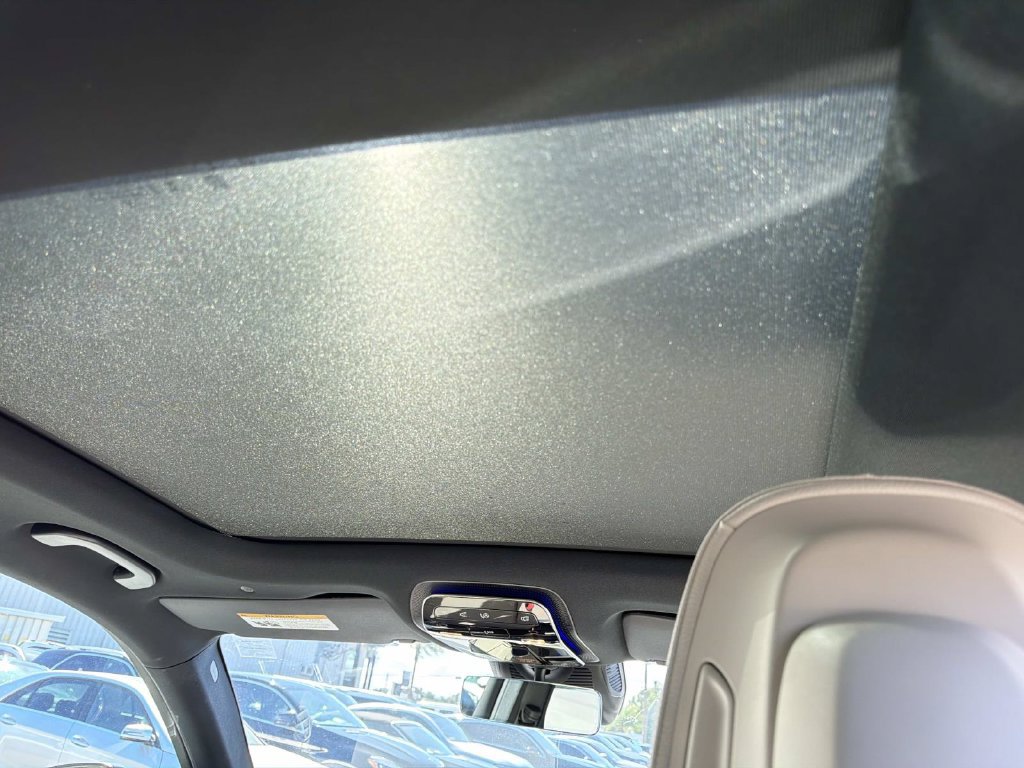 Used 2026 Mercedes-Benz GLC 300 image 10