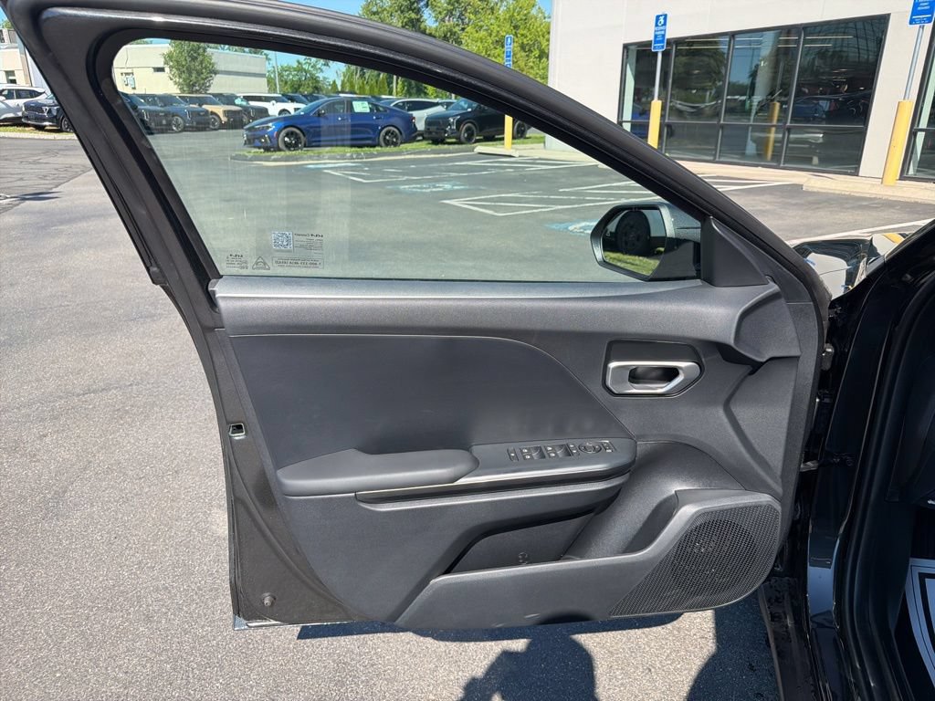 New 2026 Kia K4 FWD image 25