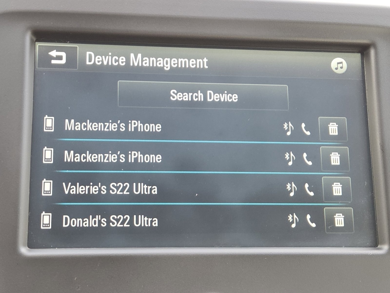 Used 2018 Chevrolet Equinox LS image 26