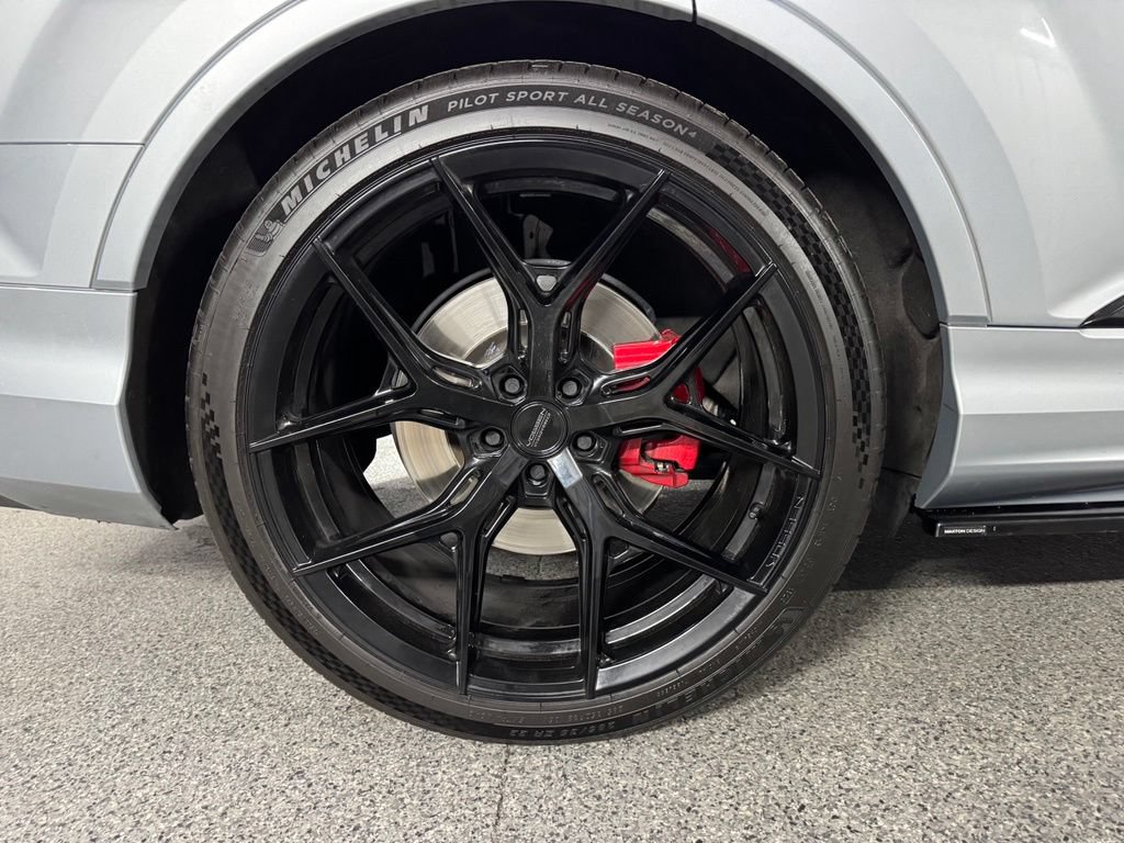 Used 2023 Audi SQ7 Premium Plus AWD/4WD image 9