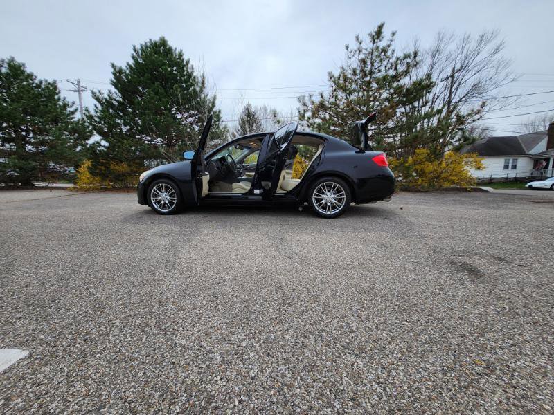 Used 2012 INFINITI G37 Journey w/ Premium Pkg image 39