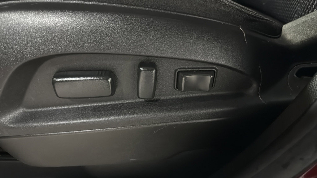 Used 2016 Chevrolet Equinox LT w/ Convenience Package image 17