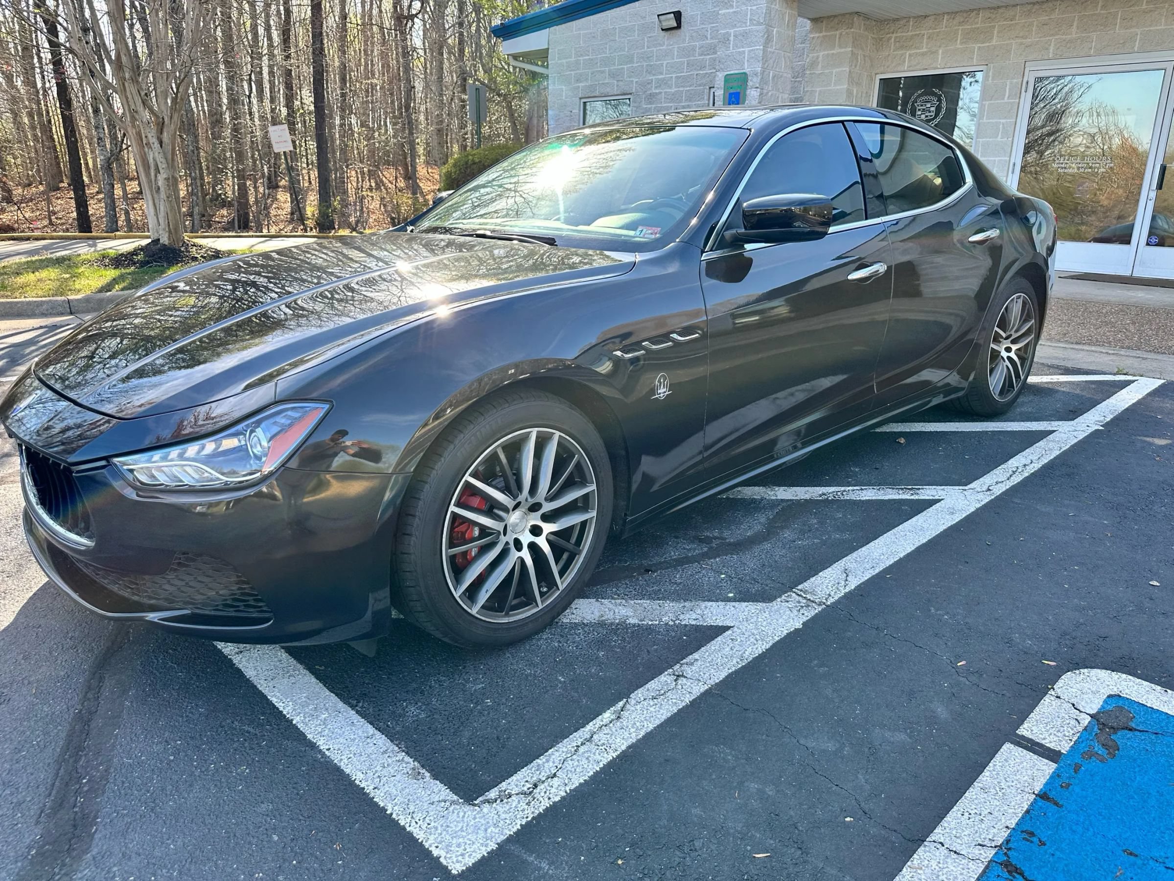 Used 2015 Maserati Ghibli RWD image 3