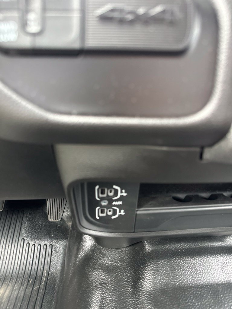 Used 2024 RAM 3500 Tradesman w/ Bed Utility Group AWD/4WD image 9