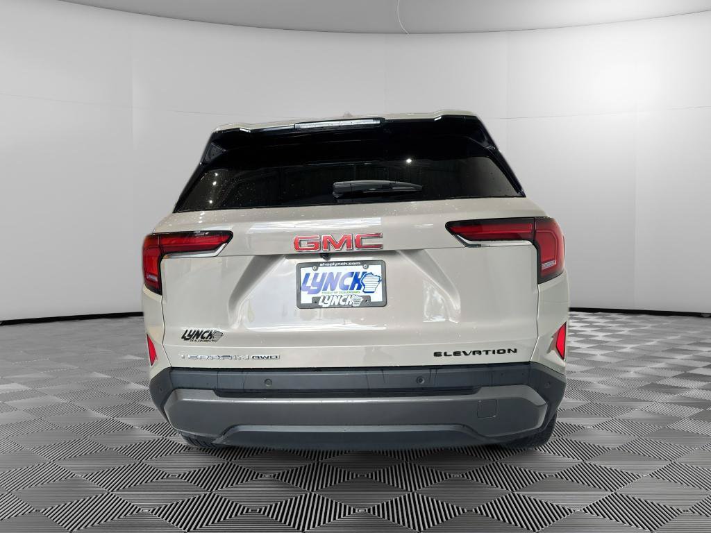Used 2026 GMC Terrain Elevation AWD/4WD image 4