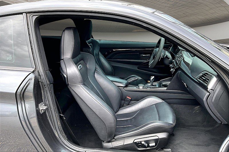 Used 2016 BMW M4 Coupe RWD image 6