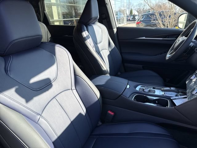 New 2026 INFINITI QX60 Sport w/ Dark Cargo Package AWD/4WD image 15