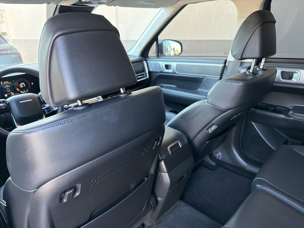 Used 2025 Hyundai Santa Fe SEL image 15