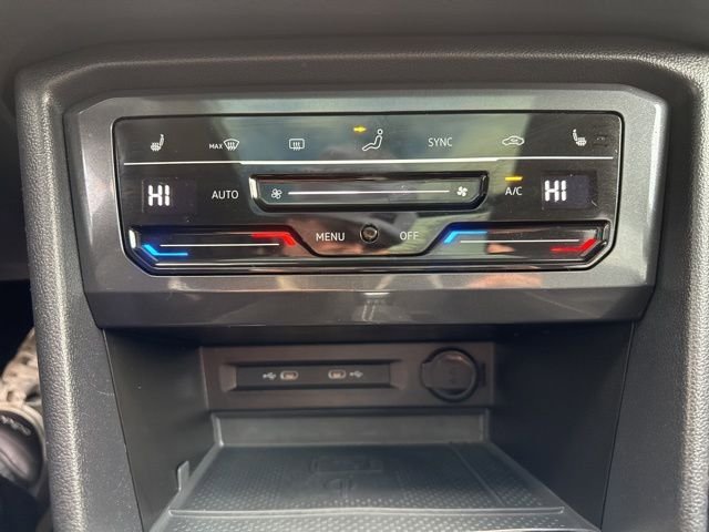 Used 2022 Volkswagen Tiguan SE AWD/4WD image 14