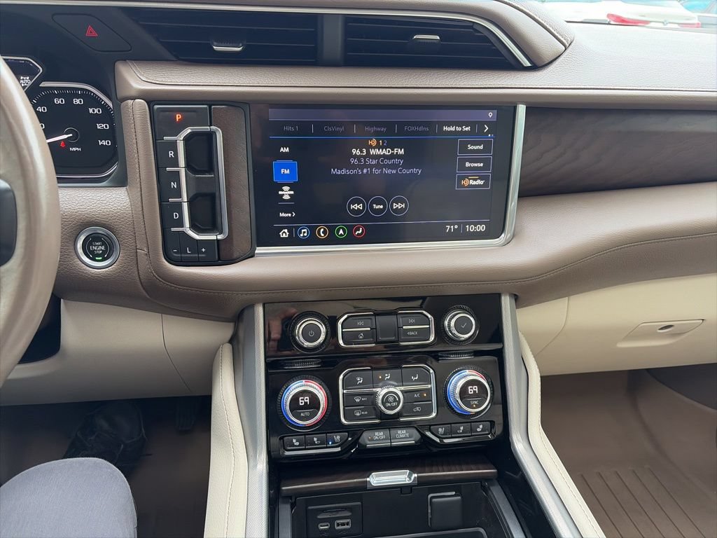 Used 2021 GMC Yukon XL Denali w/ Denali Ultimate Package AWD/4WD image 20
