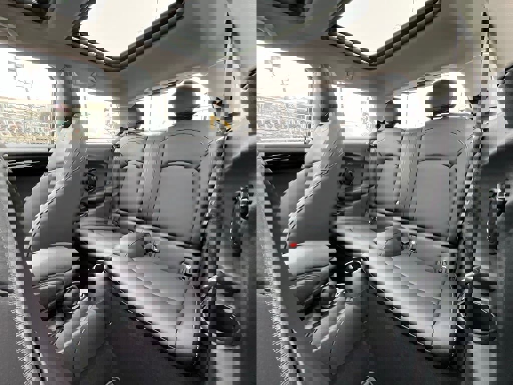 Used 2020 MINI Cooper S w/ Premium Package image 13