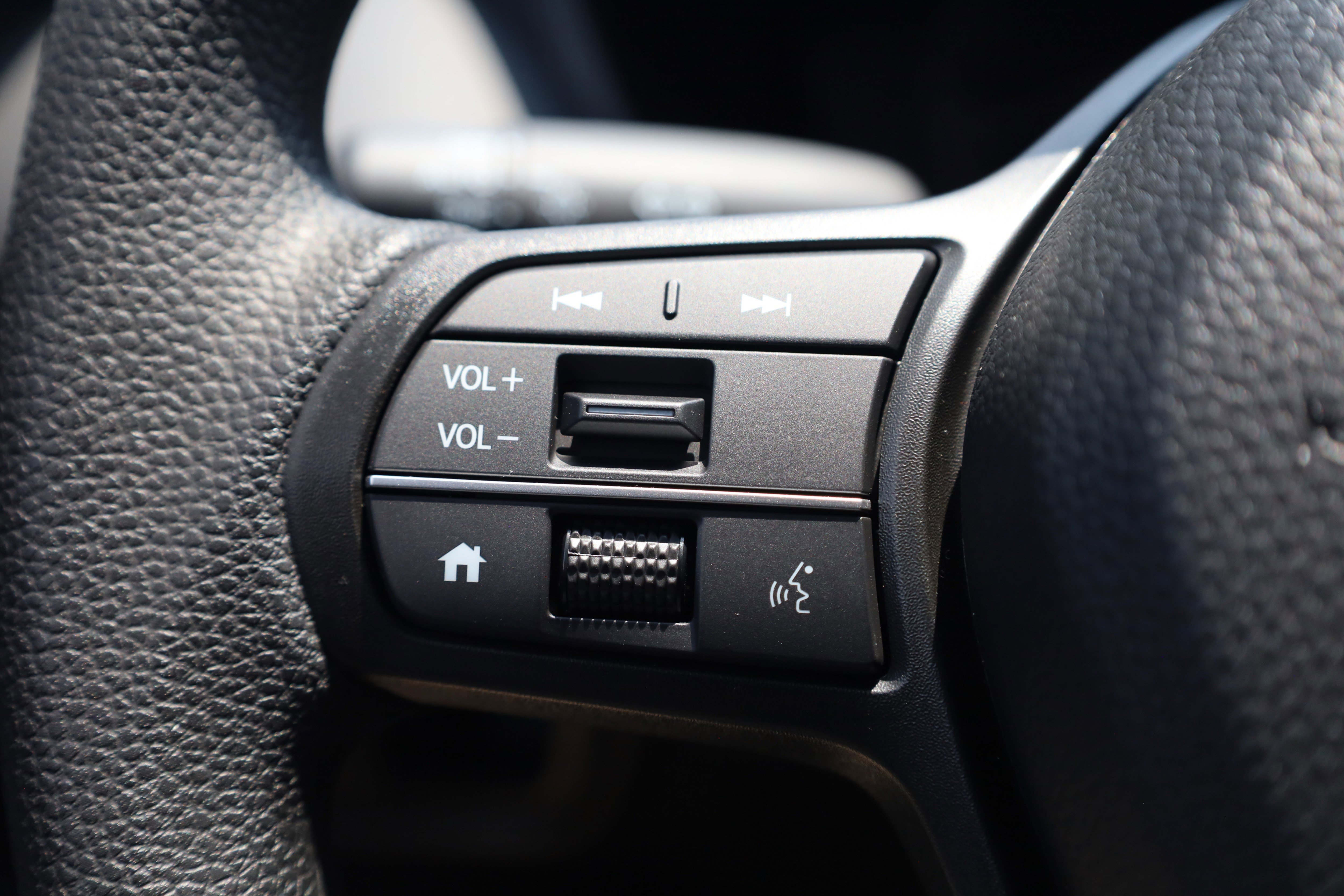 New 2026 Honda HR-V LX image 14