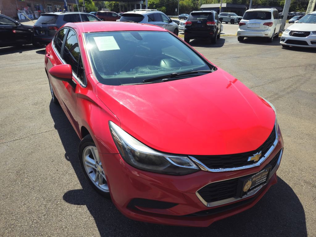 Used 2017 Chevrolet Cruze LT image 7