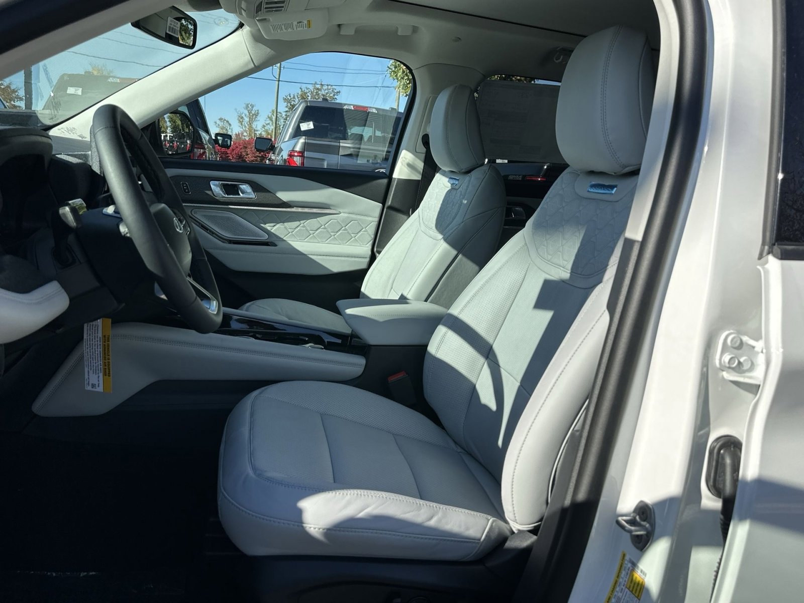 New 2026 Ford Explorer Platinum w/ LUX Leather Package image 13