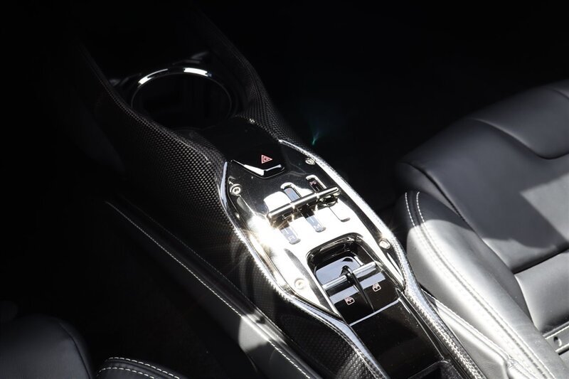 Used 2021 Ferrari SF90 Stradale AWD/4WD image 23