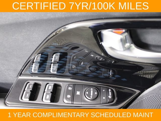 Used 2020 Kia Niro EX Premium w/ Cold Weather Package FWD image 18