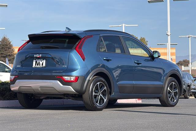 New 2026 Kia Niro EX FWD image 4