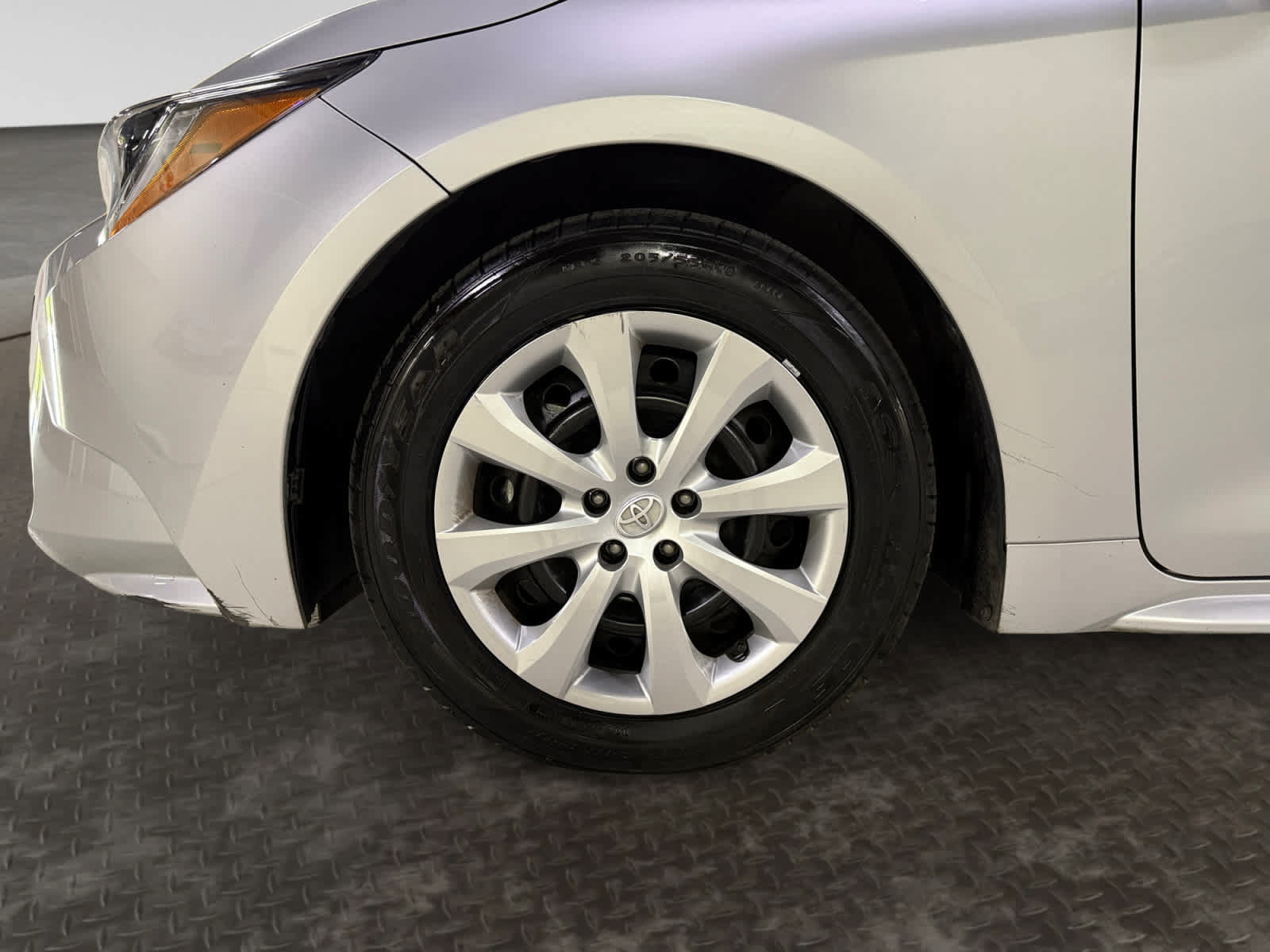 Used 2024 Toyota Corolla LE FWD image 21