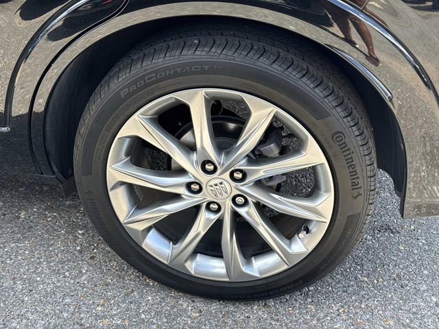 Used 2024 Buick Encore GX Avenir w/ Avenir Technology Package image 5