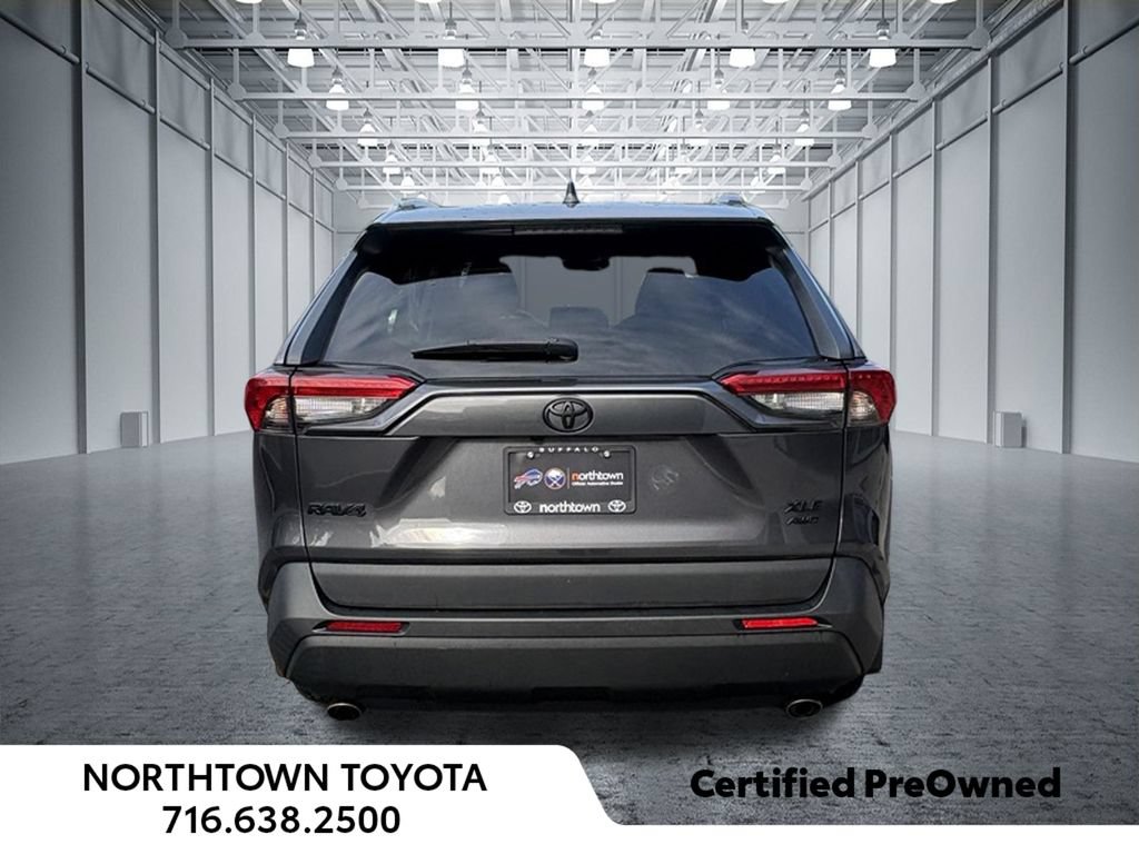 Used 2020 Toyota RAV4 XLE w/ Convenience Package AWD/4WD image 8