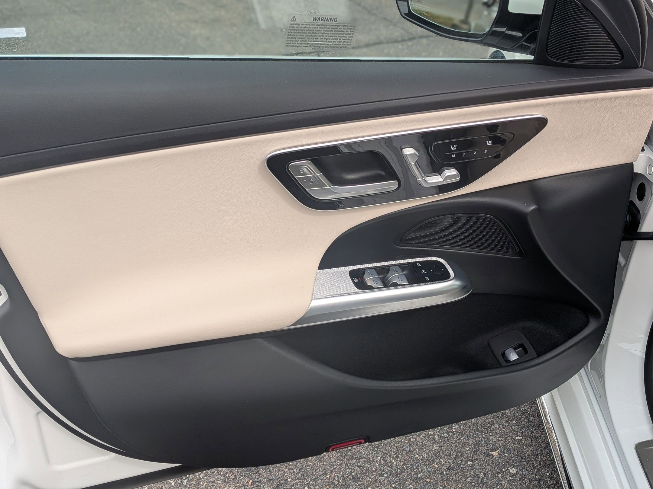 Used 2025 Mercedes-Benz E 450 4MATIC Sedan image 12