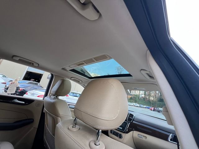 Used 2017 Mercedes-Benz GLE 350 4MATIC image 34