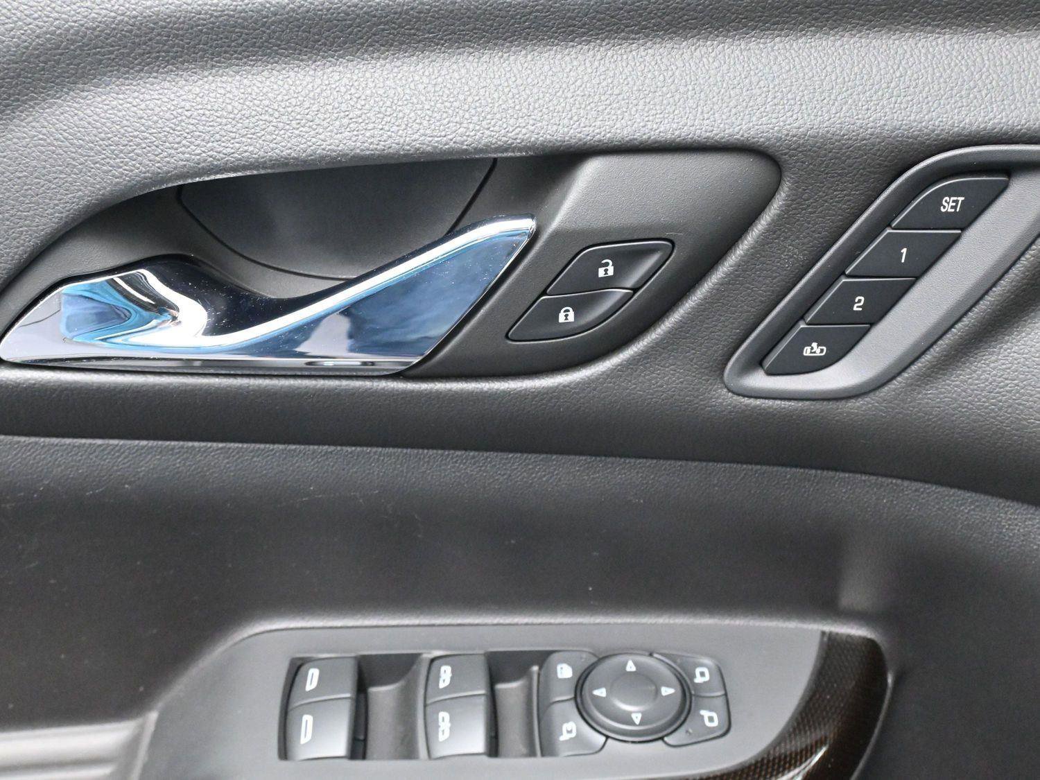 Used 2023 GMC Acadia AT4 w/ Technology Package image 13