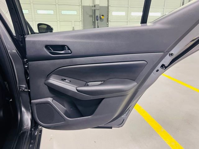 Used 2025 Nissan Altima 2.5 S FWD image 34