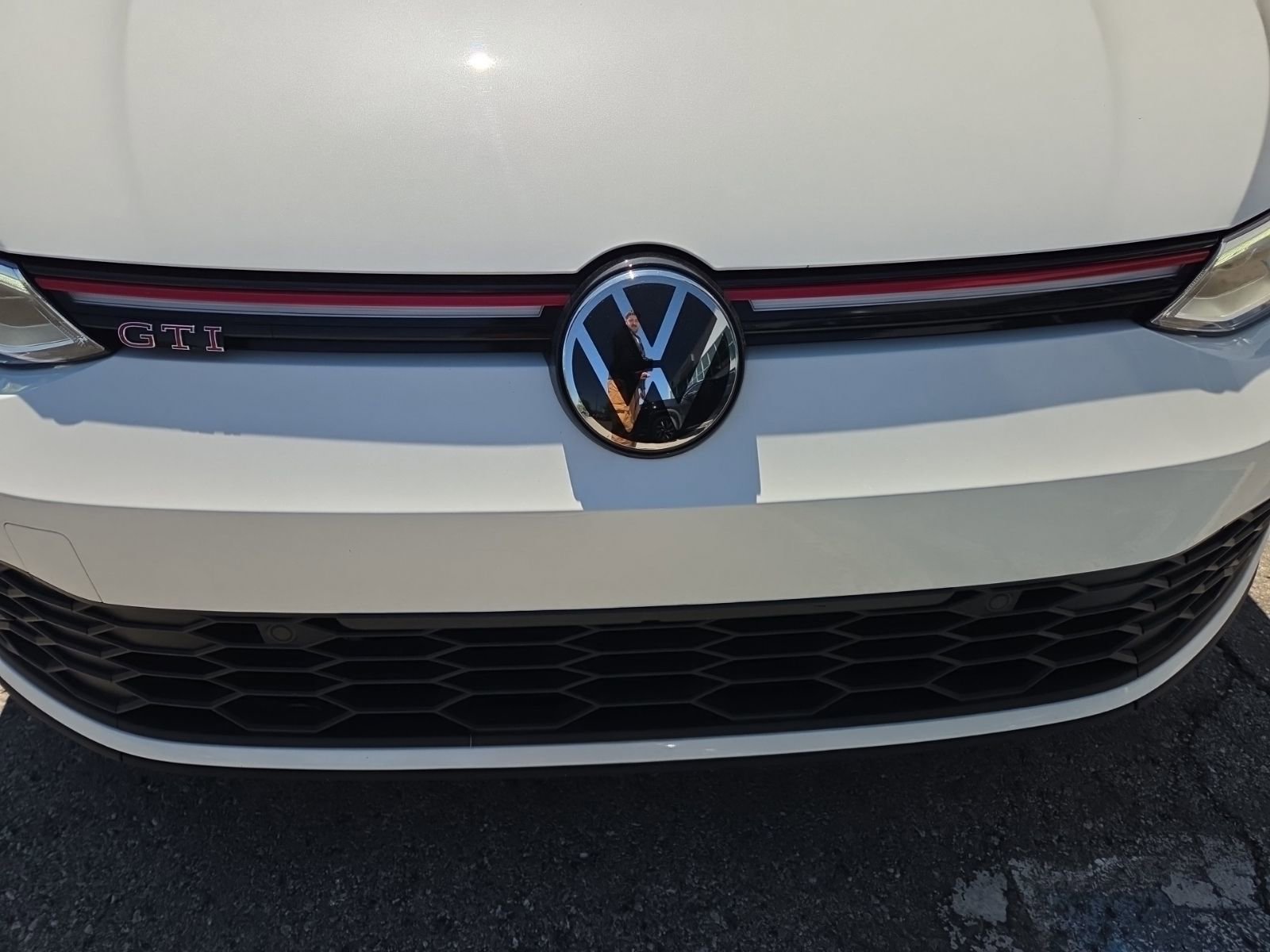 Certified 2024 Volkswagen GTI SE w/ SE Leather Seats Package FWD image 6