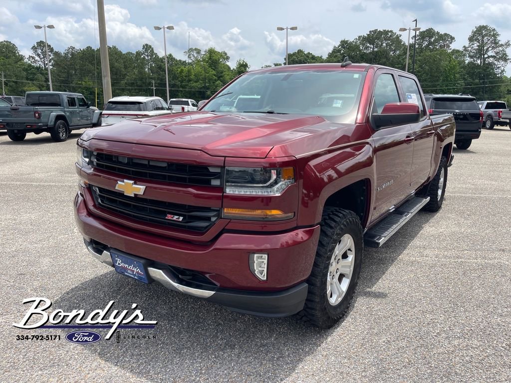 Used 2017 Chevrolet Silverado 1500 LT w/ All Star Edition AWD/4WD image 3