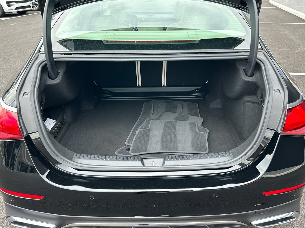 New 2026 Mercedes-Benz E 350 4MATIC Sedan image 7