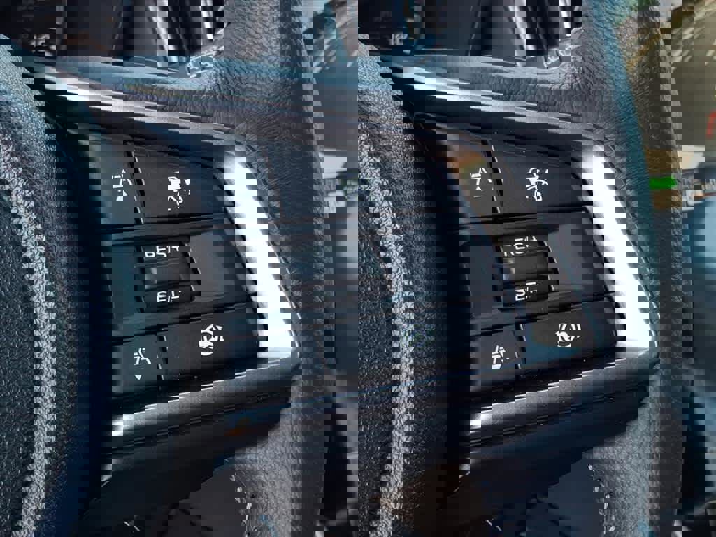 Certified 2023 Subaru Outback Limited image 43